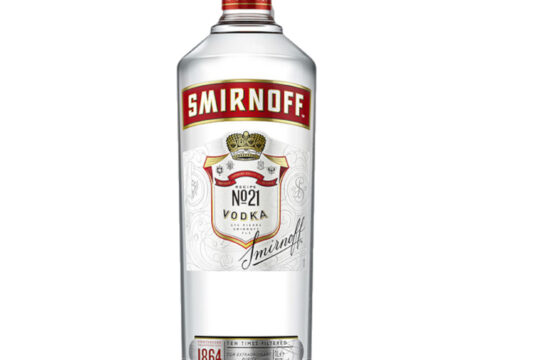 Omiljena svjetska premium votka Trostruko destilirana iz različitih miješanih zrna, filtrirana deset puta kroz sedam stupaca ugljena Izuzetno glatko s čistim nepcem Izuzetno glatkog okusa čistog okusa koji se koristi u širokoj paleti popularnih pića. Smirnoff je najnagrađivanije ime u votki, s nebrojenim godinama naslijeđa i nenadmašnom kvalitetom koje se prodaju u preko 130 zemalja. Trostruko se destilira iz mješavine različitih zrna i filtrira deset puta kroz sedam stupaca ekološki održivog ugljena za iznimno glatkog okusa čistog okusa. Naruči dostavu Vodke online Alc:  37.5%