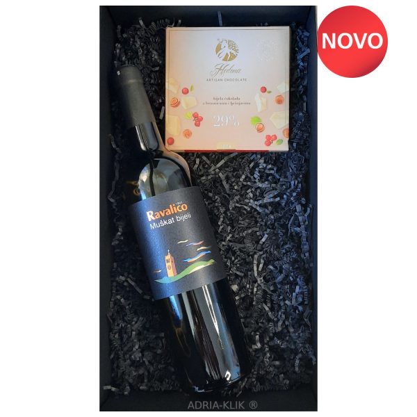 Slatki Unikatni poklon paket sadrži: Muškat Bijeli 0,75l Ravalico Istra  Hedona Artisan Chocolates - Hand made - Ručno rađeno Bijela čokolada s brusnicama i lješnjacima 100 g. Hedona Mat crna poklon kutija s punjenjem/dekoracijom i prozorom Proizvedeno u Hrvatskoj #Ravalico #hedonaartisanchocolates
