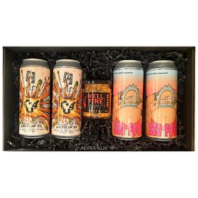 INSANE 7,1 vs. 6,1 Craft beer gift box! Sadrži: 2 x Nova runda C4 s 6,1% Alc. i 2 x Big Foot s 7,1% Alc. Lepi Dečki , Insane kikiriki 100g HOT 5/5 Volimljuto
